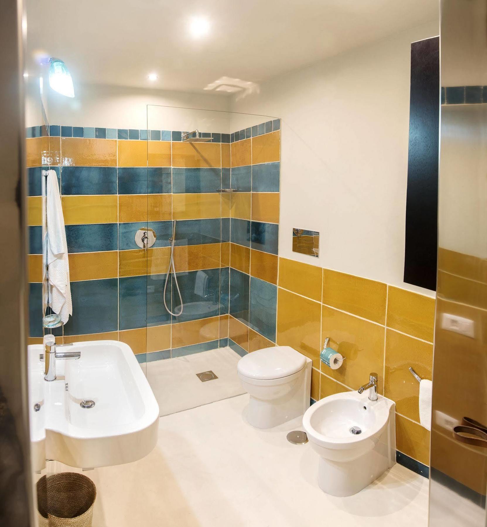 Atelier Ines B&B Home Gallery เนเปิลส์ ภายนอก รูปภาพ